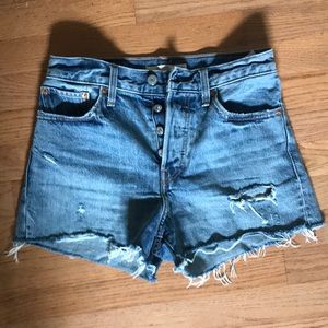 Levi Wedgie Short